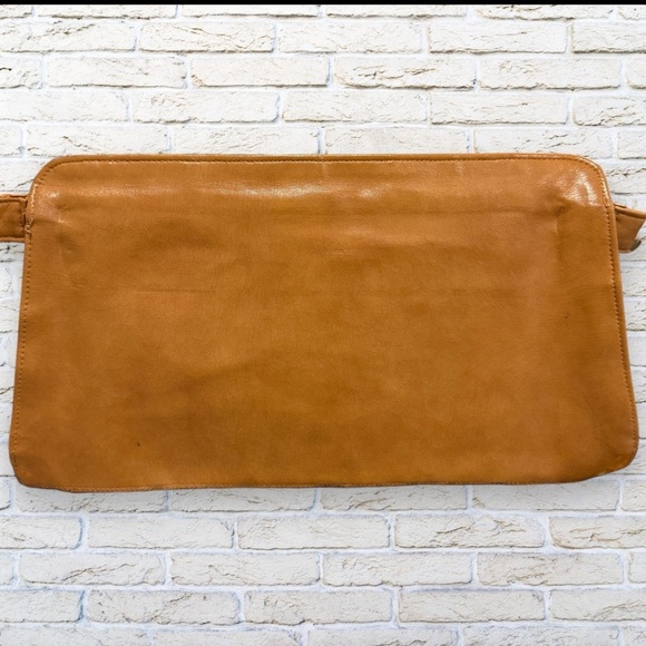 Caramel Tan Vintage Leather Purse Clutch - Picture 2 of 9